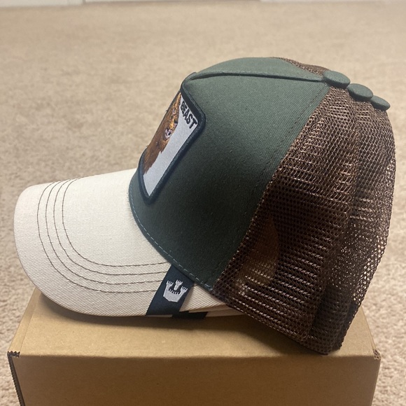 Unisex Adjustable Farm Trucker Hat (Beast) NEW!!! - Picture 2 of 2